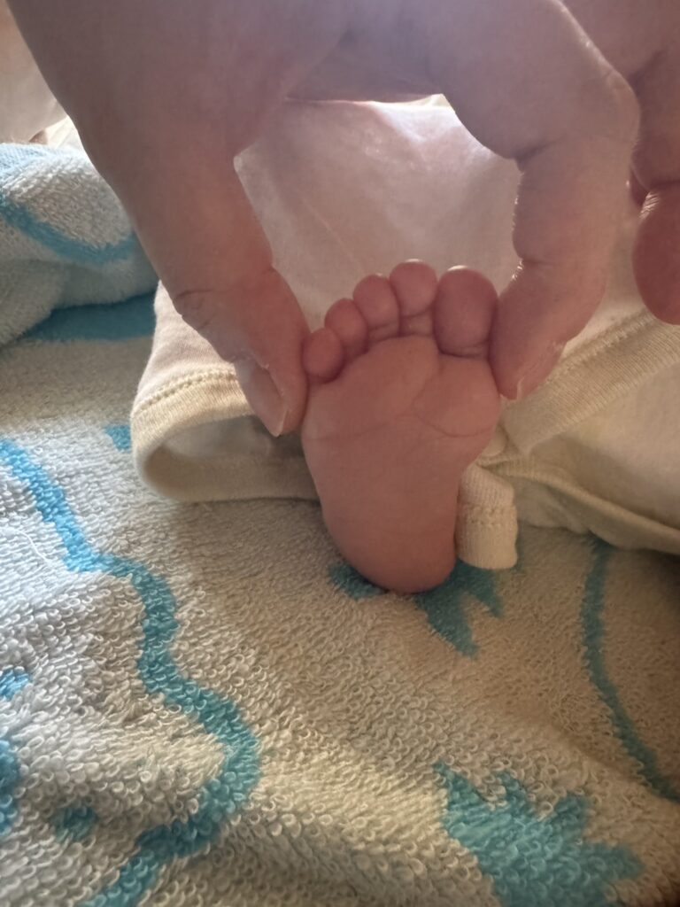 新米パパ提供：新生児の足
